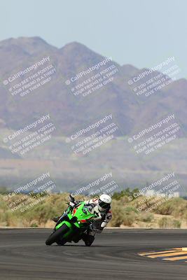 media/Mar-09-2024-SoCal Trackdays (Sat) [[bef1deb9bf]]/4-Turn 16 (1045am)/